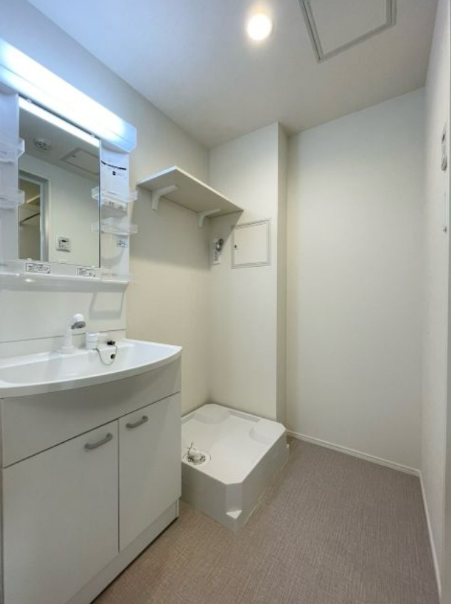 洗面設備　同仕様