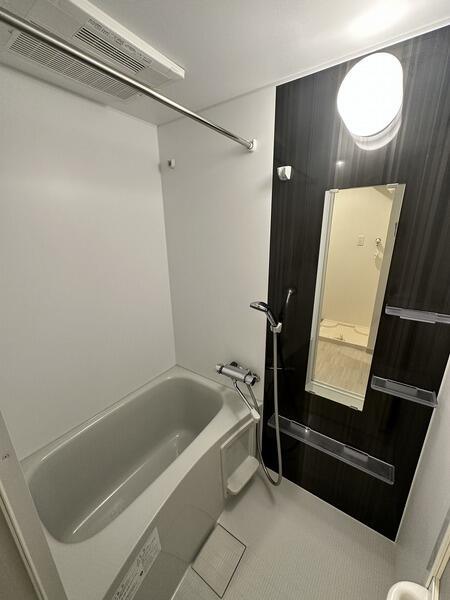 バス・シャワールーム　?