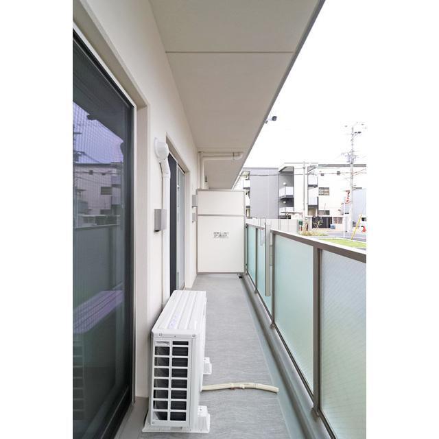バルコニー　陽当たり良好なバルコニーです