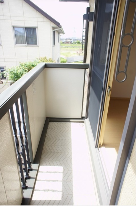 バルコニー　図面と現状に相違がある場合には現状を優先