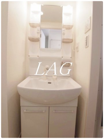 洗面設備　独立洗面台です。