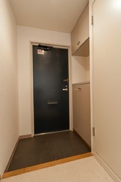 玄関　（別タイプ参考写真）マハール駒込　豊島区駒込1