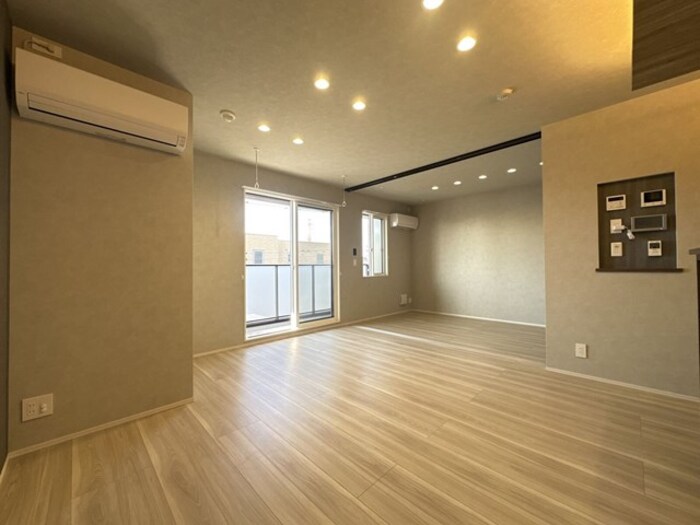 居室・リビング　リビング