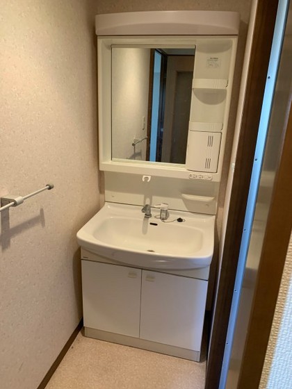 洗面設備　※別部屋の写真です