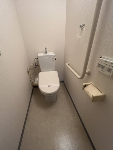トイレ　コンパクトで使いやすいトイレです