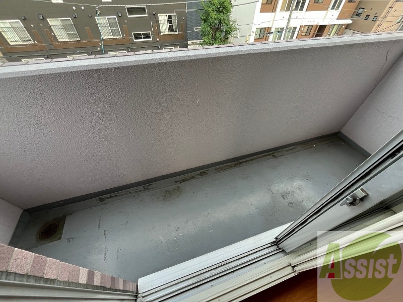 バルコニー　バルコニーが付いていますので一息ついてみてはいかがですか。