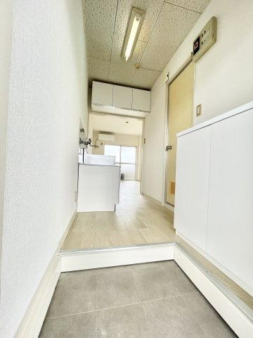 玄関　※別号室写真