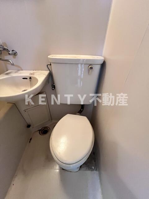 トイレ　コンパクトで使いやすいトイレです