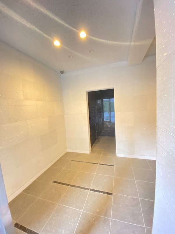 ロビー　建物の内部です