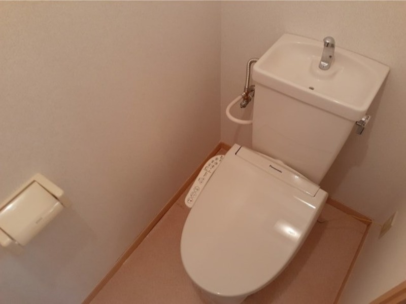 トイレ　図面と現状に相違がある場合には現状を優先