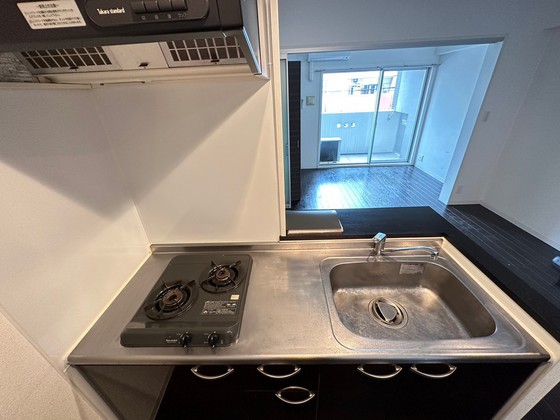 キッチン　※別部屋の写真です