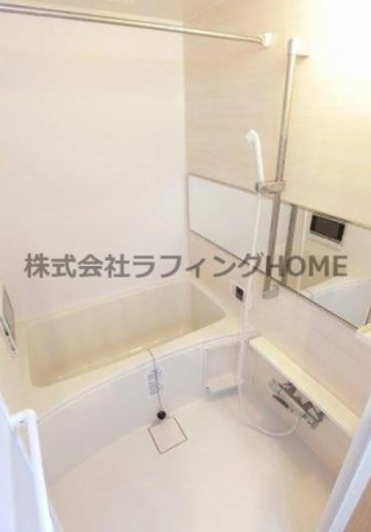 バス・シャワールーム　別部屋参考写真です。（同タイプ）