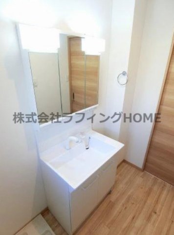 洗面設備　別部屋参考写真です。（同タイプ）
