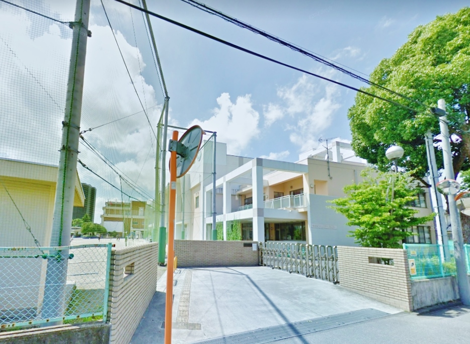小学校　宇都宮市立桜小学校（小学校）まで399m