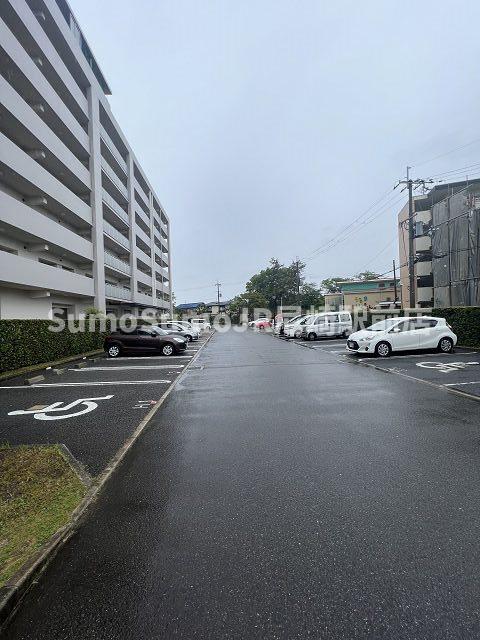 駐車場　駐車スペースもあります