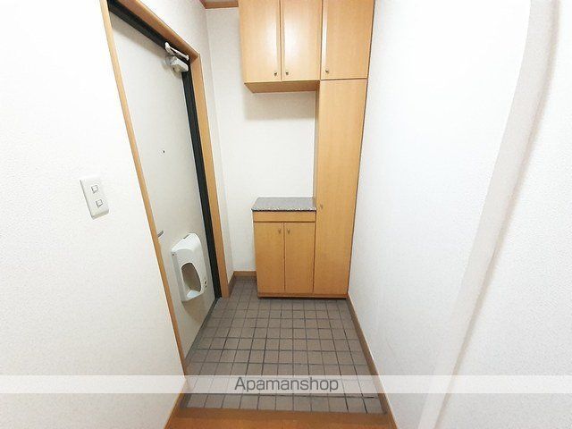 ルミエール名東の玄関写真