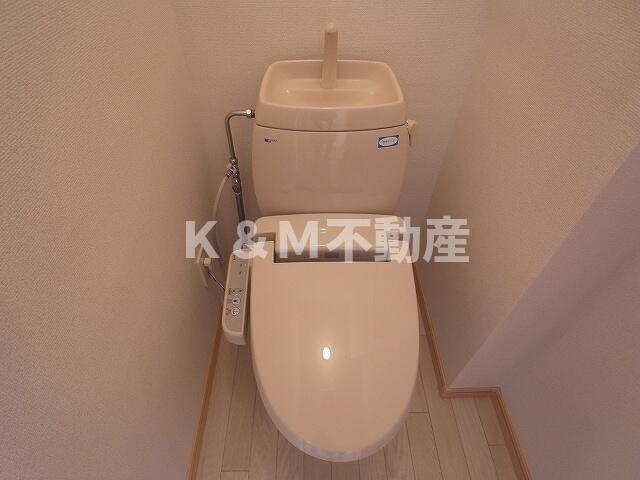 トイレ　ゆったりとした空間のトイレです