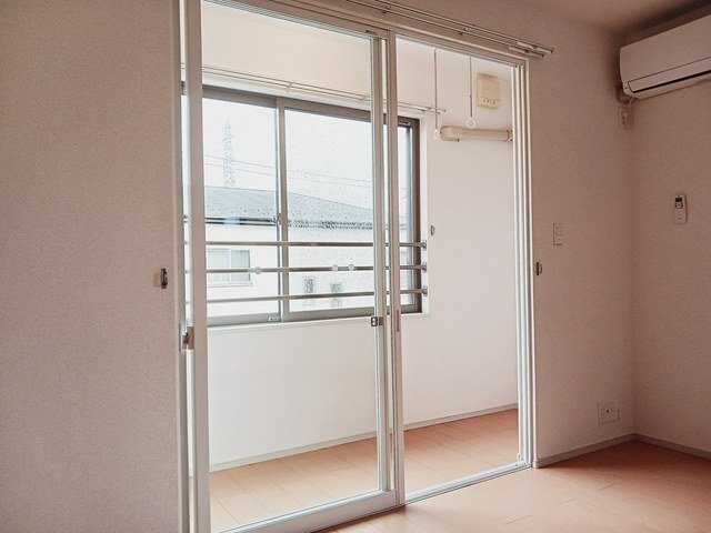バルコニー　バルコニー付きです