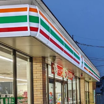 コンビニ　セブンイレブン 草加谷塚バイパス店（コンビニ）まで673m