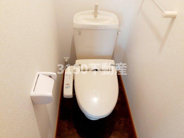 トイレ　落ち着いたトイレです