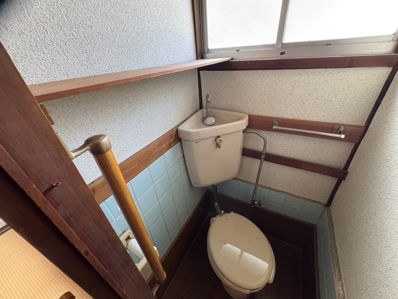 吉田借家 平屋のトイレ写真