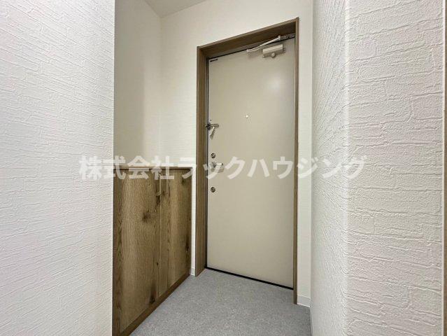 玄関　【お部屋さがしはラックハウジングにお問合せ下さいませ♪】