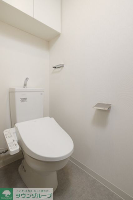 トイレ　※写真は同タイプ住戸です。