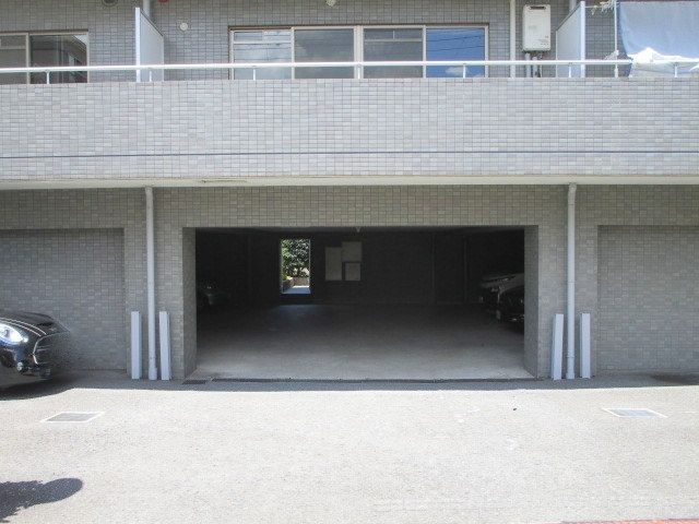 バス・シャワールーム　エントランス