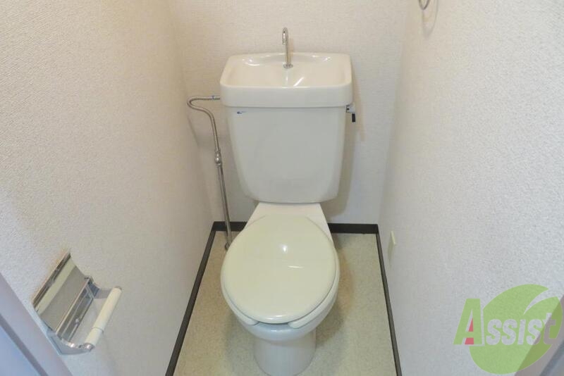 トイレ　トイレもキレイです。水回りは清潔が一番。