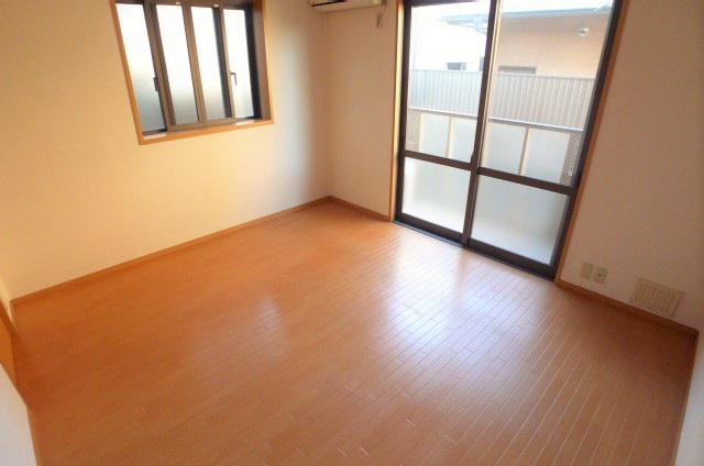 その他部屋・スペース　同タイプのお部屋の写真です。実際とは異なります。