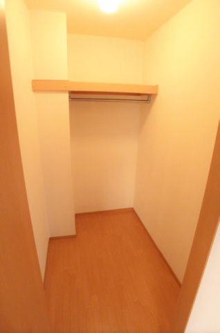 収納　同タイプのお部屋の写真です。実際とは異なります。