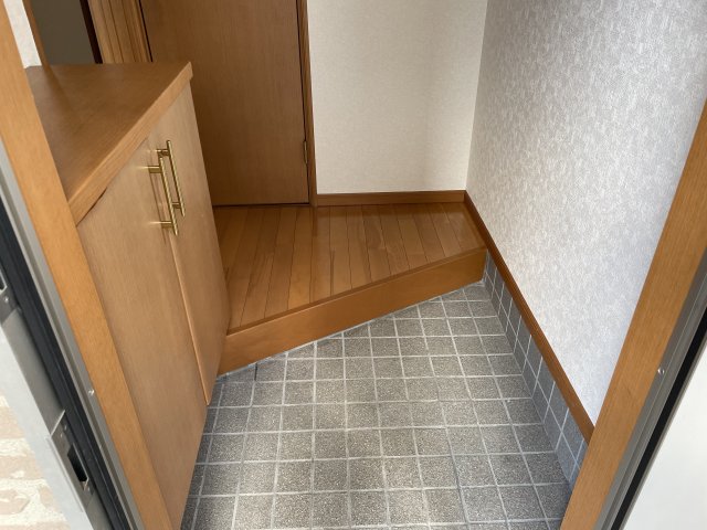 玄関　別の部屋写真です