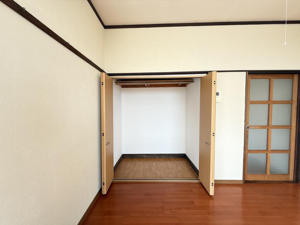 収納　たっぷり入る収納ついています！