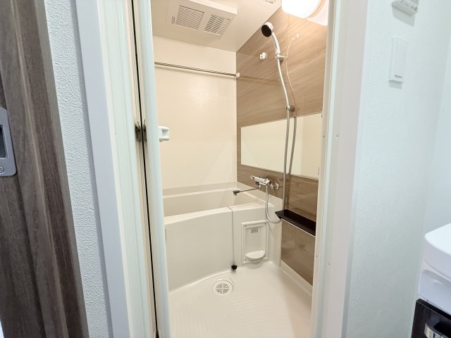 バス・シャワールーム　同一タイプです。
