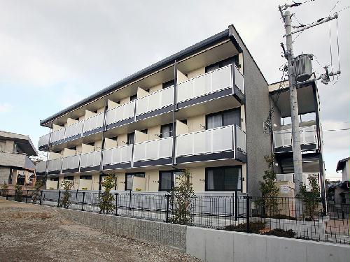 レオパレス若竹IIの外観写真