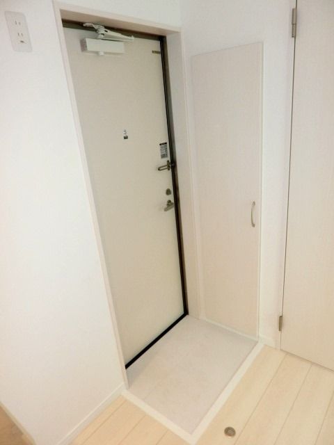 玄関　シューズボックスのある玄関です。