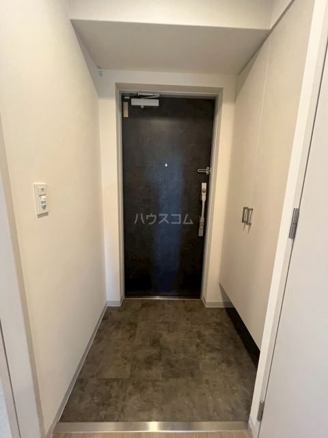 WORVE吹田江坂の玄関写真