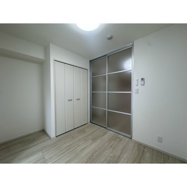 リブリ・中山手の居間写真