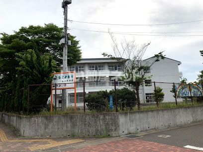 中学校　田子中学校（中学校）まで153m