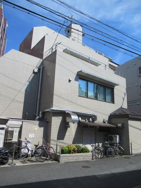 建物外観　丈夫で安心の鉄筋コンクリート造マンションです☆