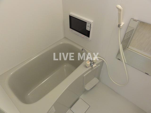 バス・シャワールーム　※別部屋のお写真になります