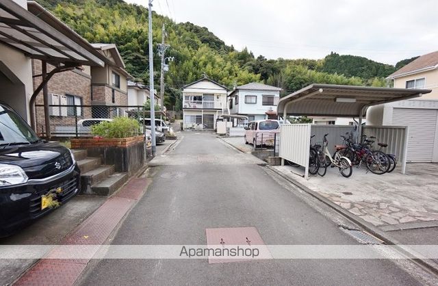 その他　前面道路（その他）まで5m