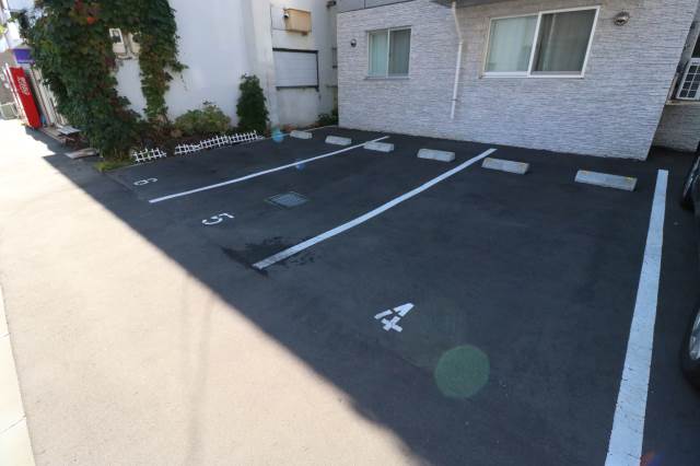 駐車場　青空駐車場♪