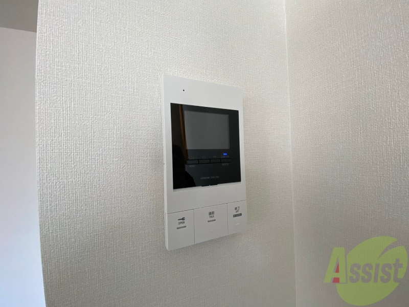 セキュリティ　ＴＶモニター付インターホンです。来客者の顔が見えるので安心！