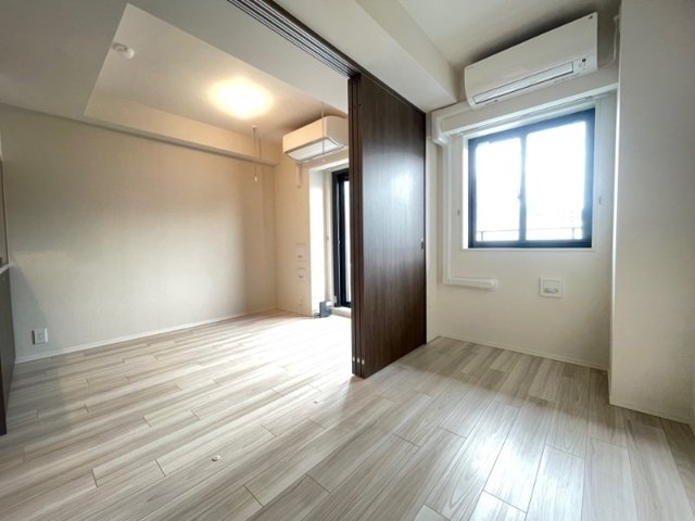 レジディア高田馬場の居間写真