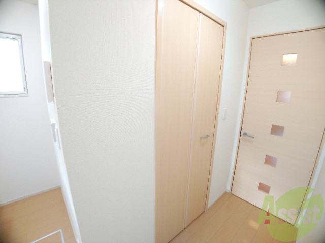 収納　収納は横幅があります。中が気になります。