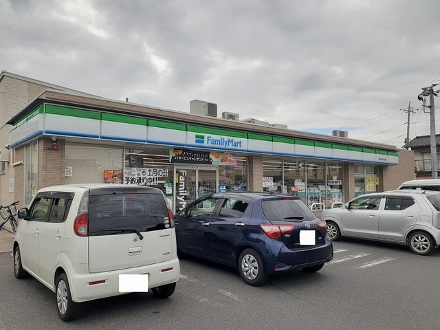 コンビニ　ファミリーマート 岡山平井五丁目店（コンビニ）まで236m