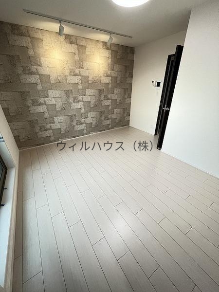 居室・リビング　お洒落なアクセントクロス！
