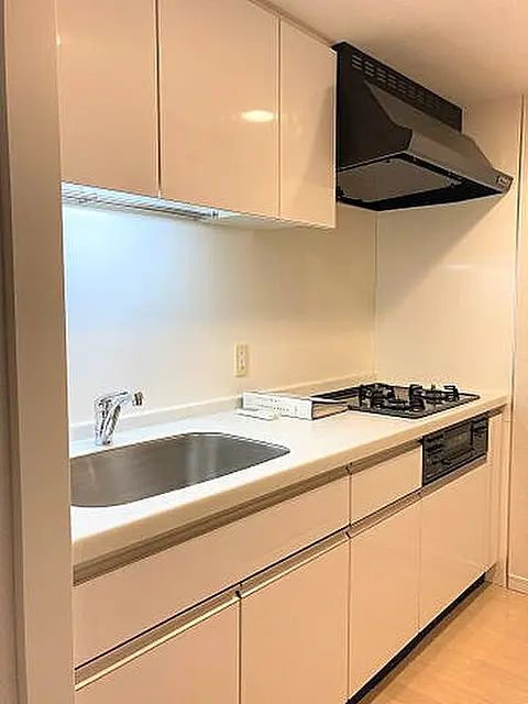 キッチン　写真は同タイプ住居です。