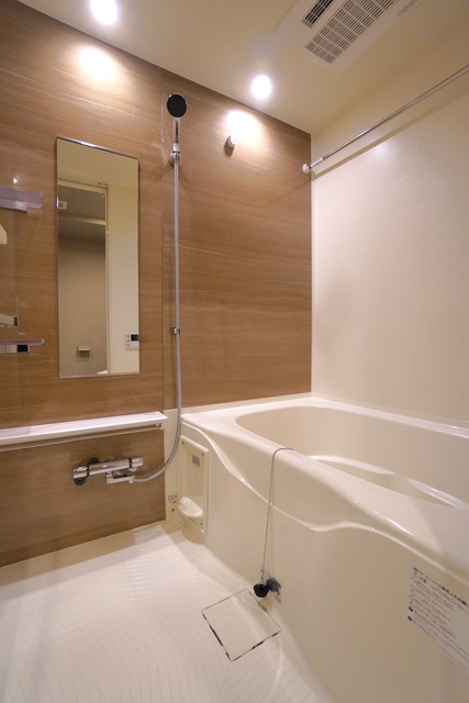 バス・シャワールーム　※写真は同タイプ住戸です。